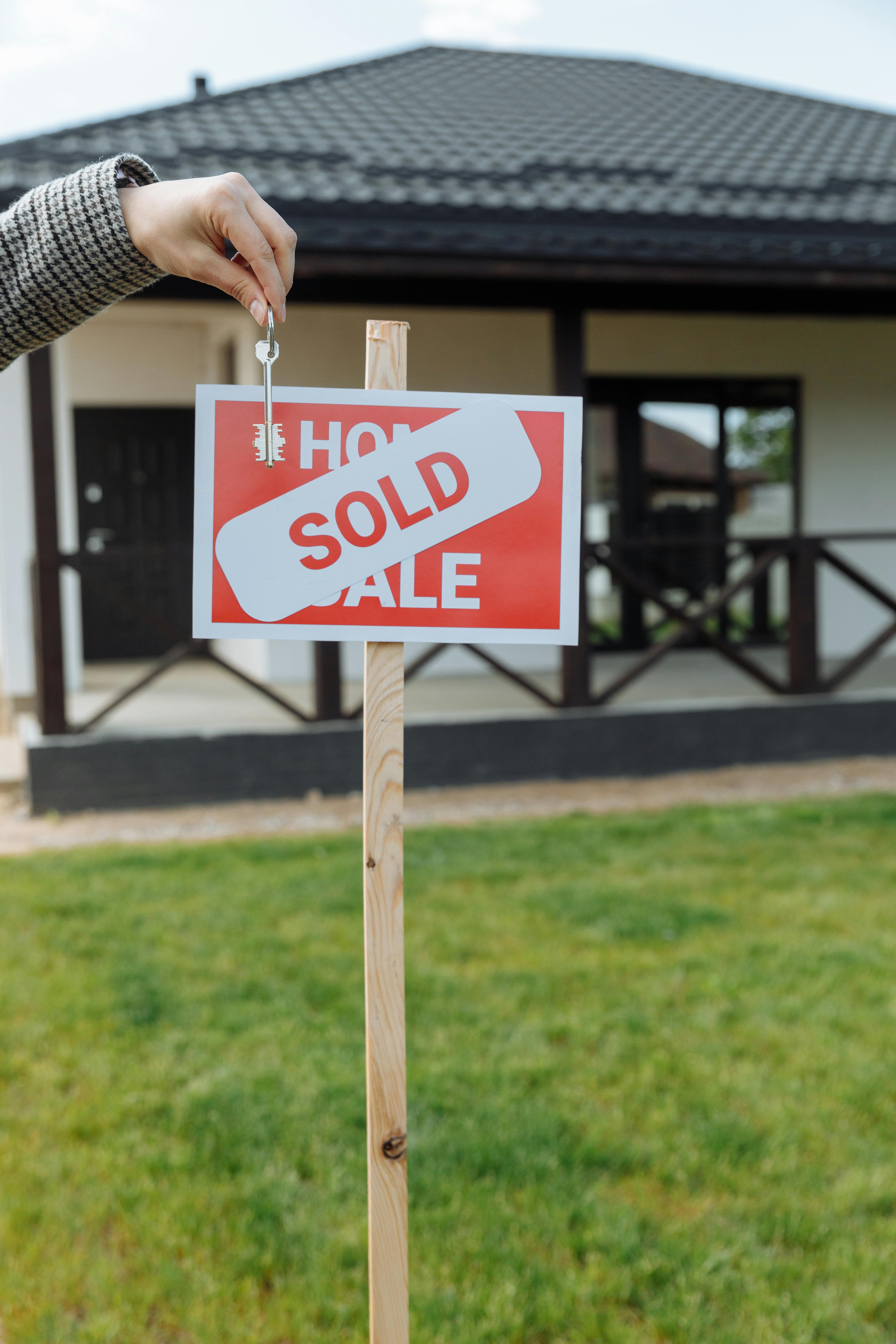 "Sell Smart: Tips and Tricks for a Profitable, Faster, and Stress-Free Home Sale" is your essential guide to a successful property transaction.